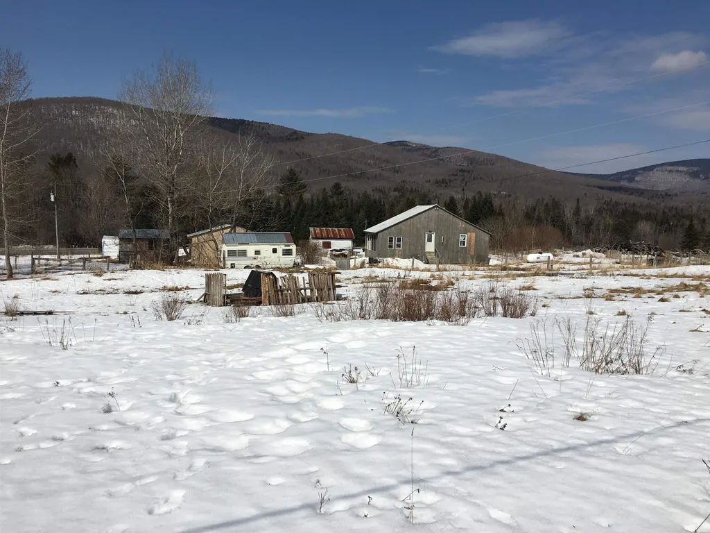 138 Us 302 Topsham VT 05068