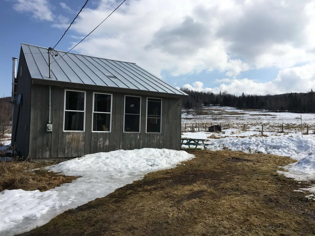 138 Us 302 Topsham VT 05068