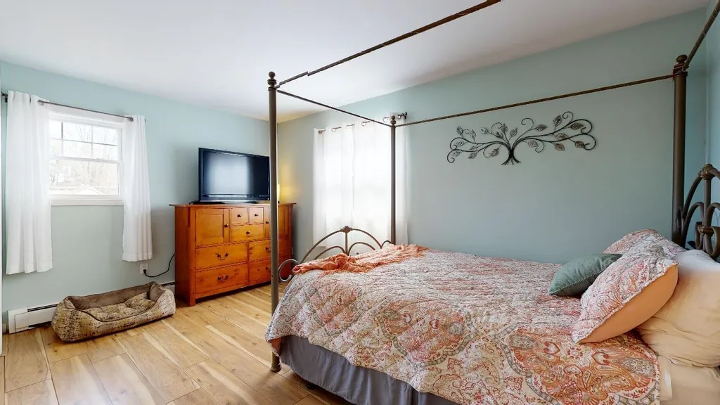 13 Hobbs Road Milton VT 05468