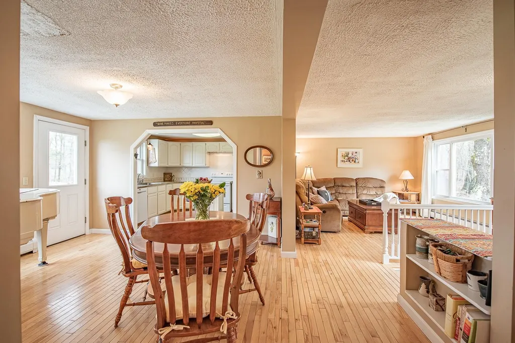 84 David Lewis Road Gilford NH 03249