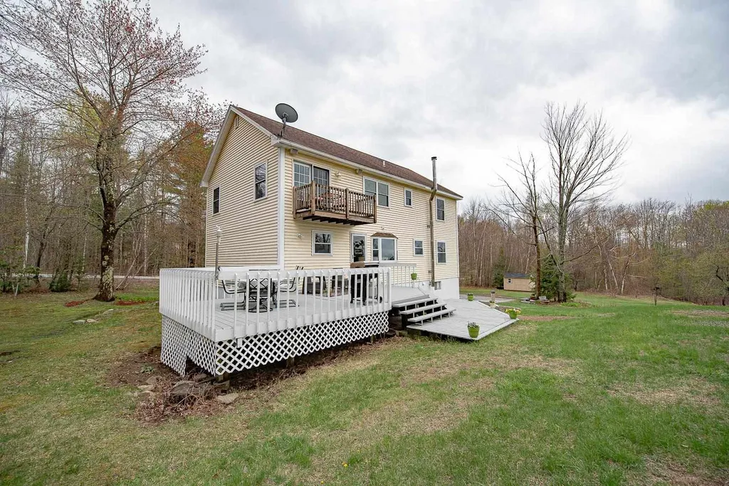 84 David Lewis Road Gilford NH 03249