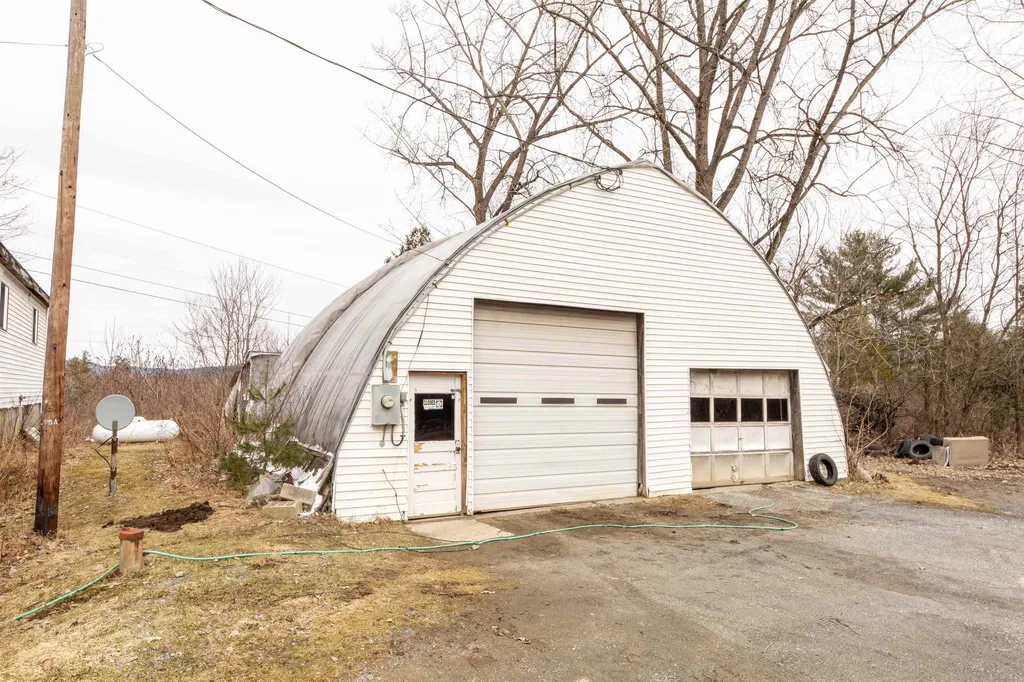430 Middle Road Milton VT 05468