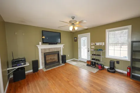 776 Battle Street Webster NH 03303