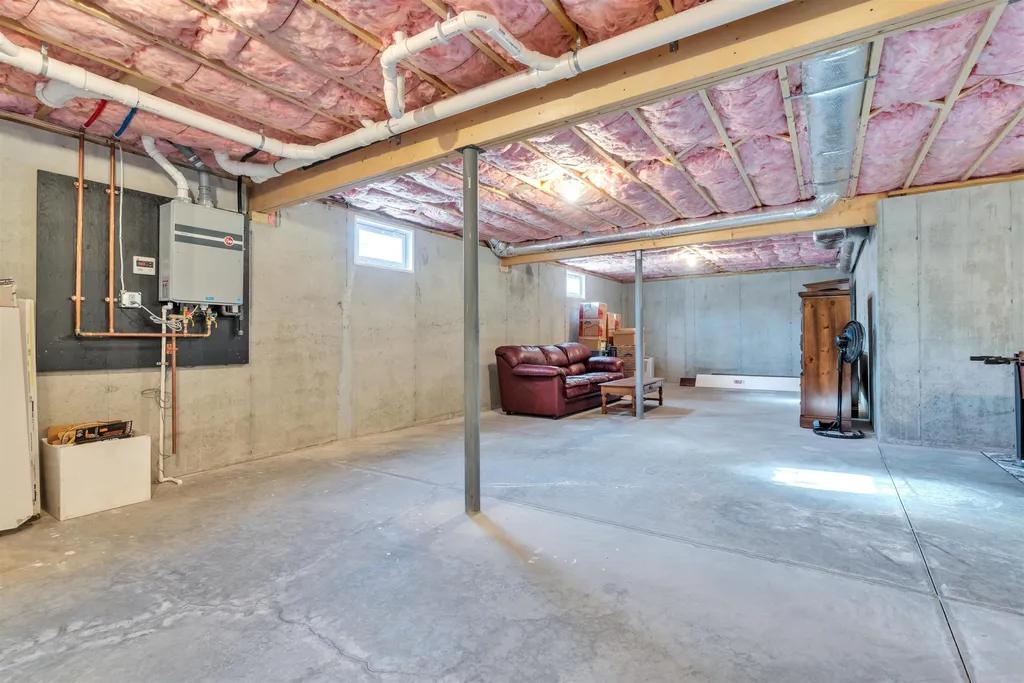 33 Laredo Lane Rochester NH 03868