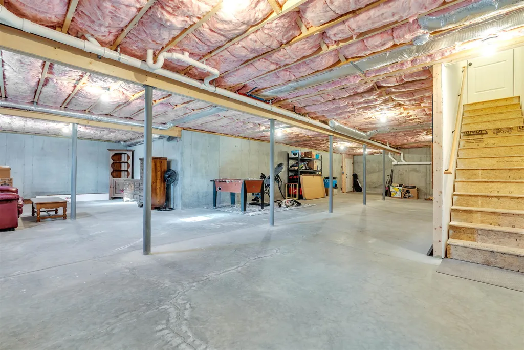 33 Laredo Lane Rochester NH 03868