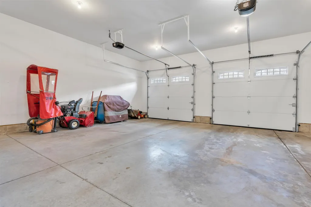33 Laredo Lane Rochester NH 03868