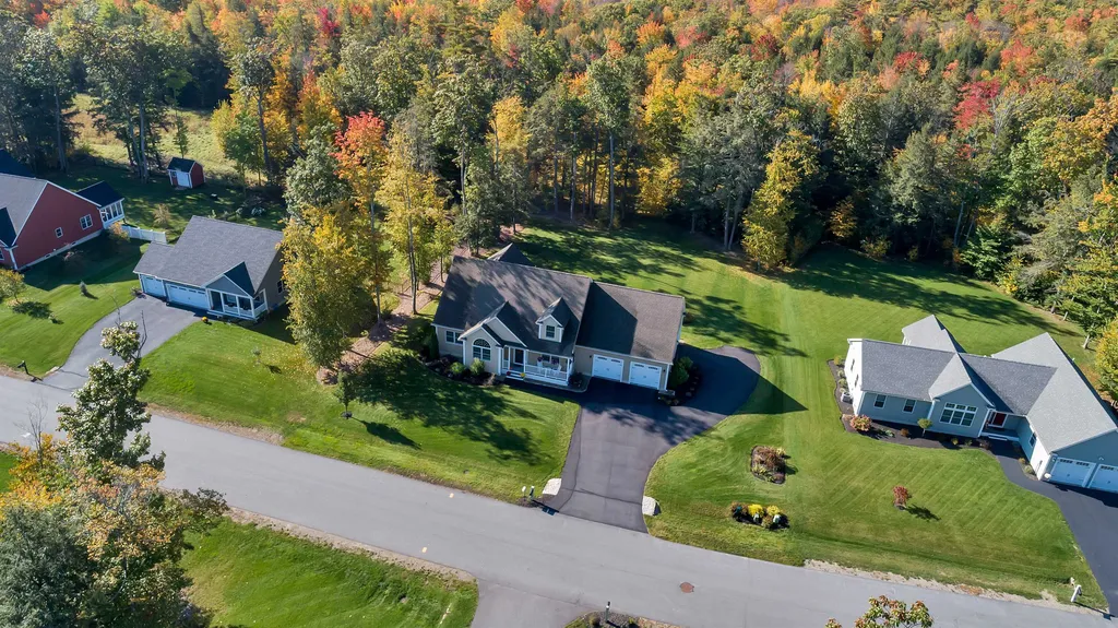 33 Laredo Lane Rochester NH 03868