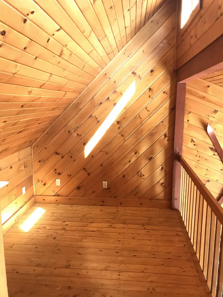 31 Meeting Hill Road Hillsborough NH 03244