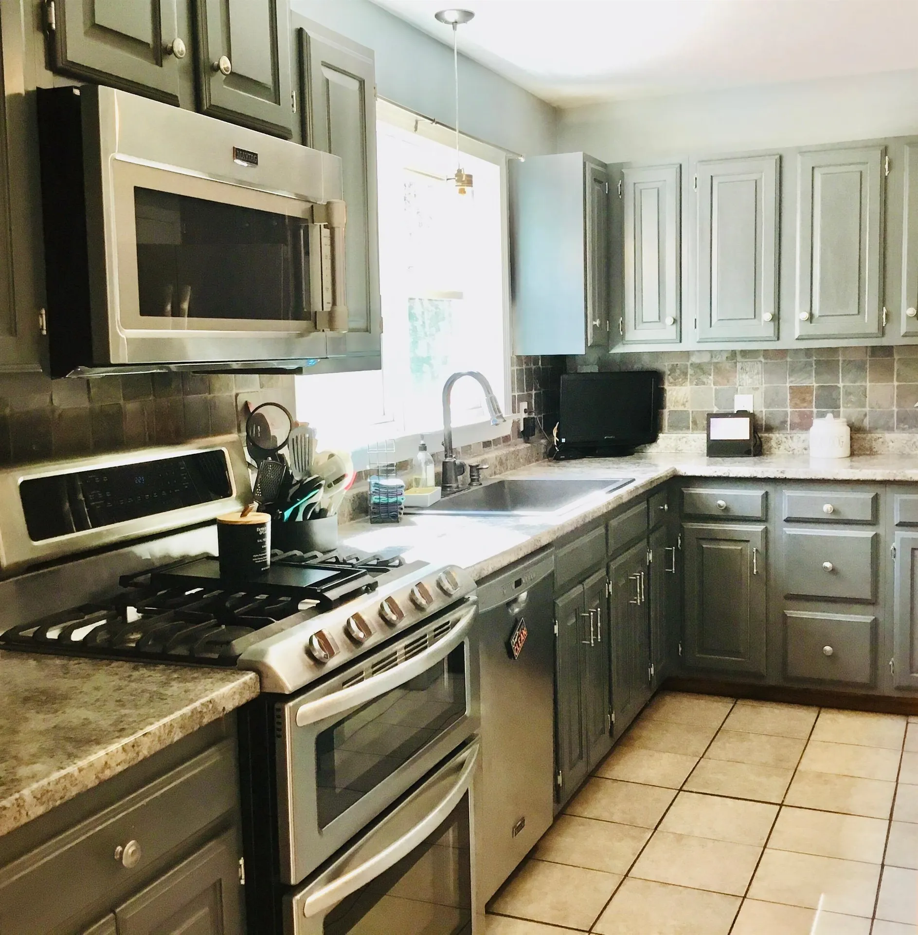 31 Meeting Hill Road Hillsborough NH 03244