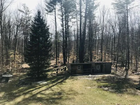 31 Meeting Hill Road Hillsborough NH 03244