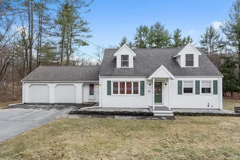 63 Tallant Road Pelham NH 03076