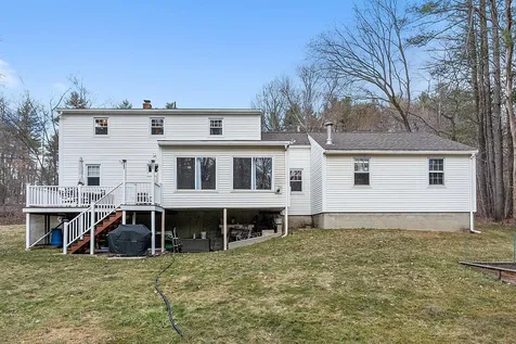 63 Tallant Road Pelham NH 03076