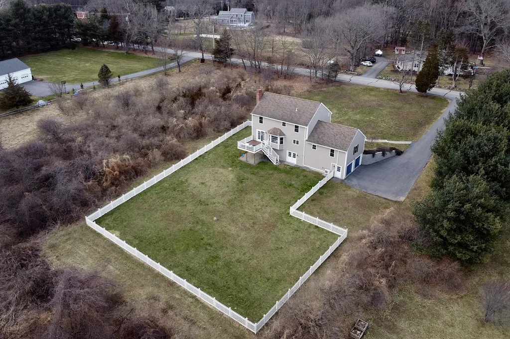 114 High Street Stratham NH 03885