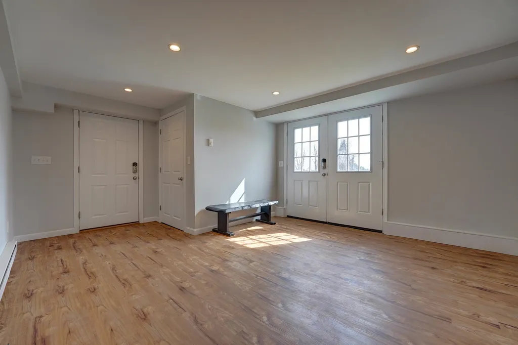 114 High Street Stratham NH 03885
