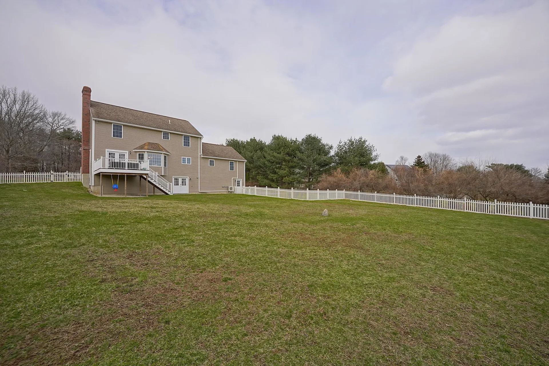 114 High Street Stratham NH 03885