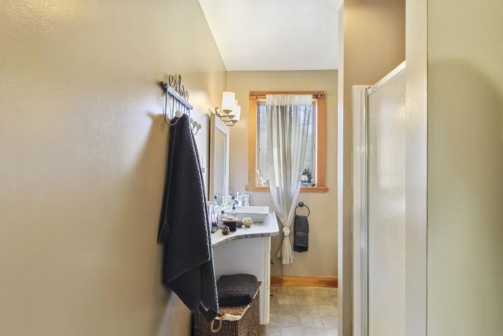 464 Silver Street Middleton NH 03887