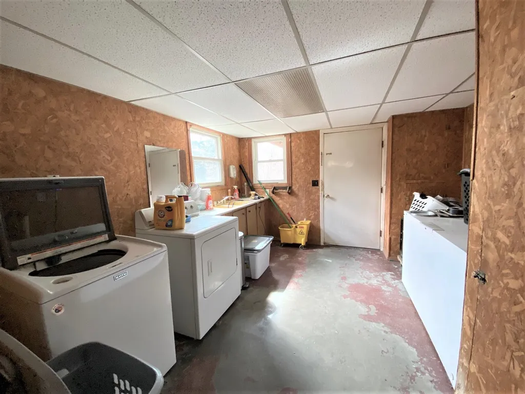 253 East Green Mountain Road Claremont NH 03743
