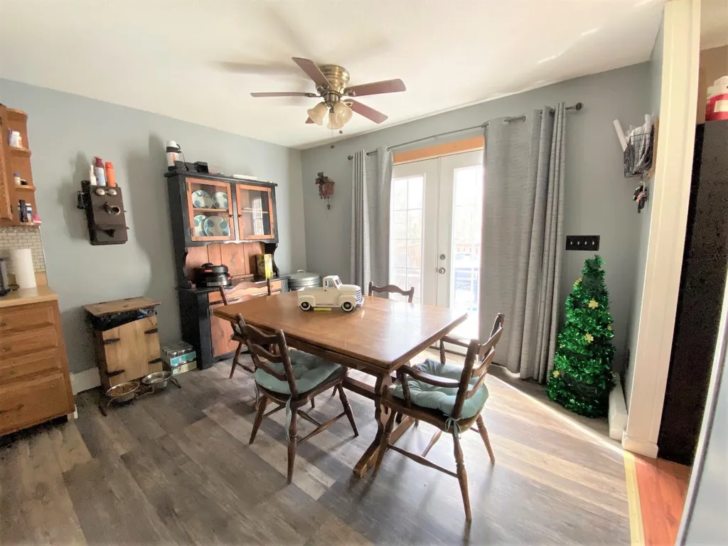 253 East Green Mountain Road Claremont NH 03743