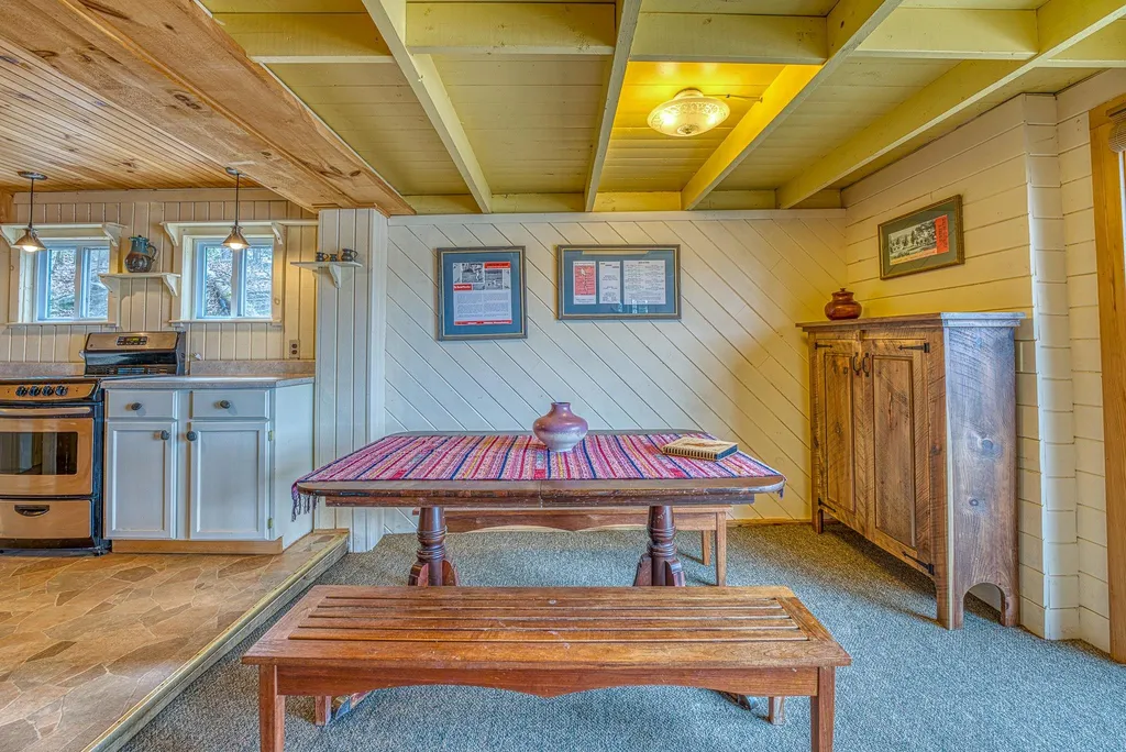 31 Don Gerry Road Bristol NH 03223
