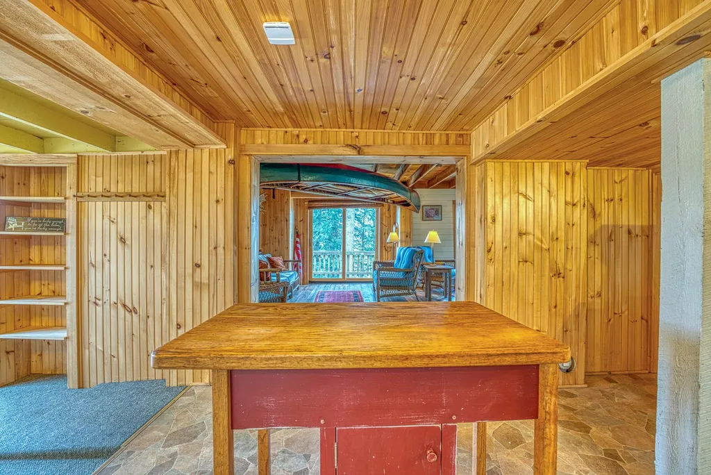 31 Don Gerry Road Bristol NH 03223