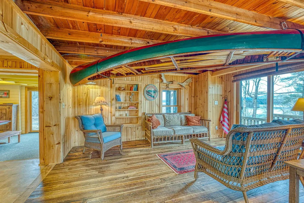 31 Don Gerry Road Bristol NH 03223