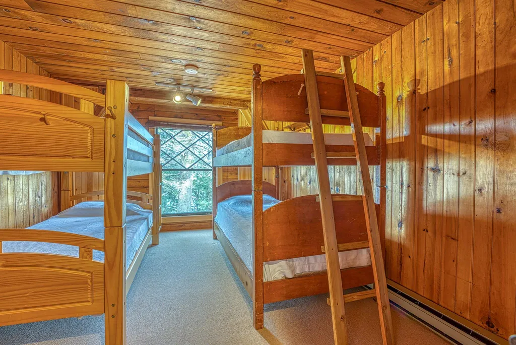 31 Don Gerry Road Bristol NH 03223