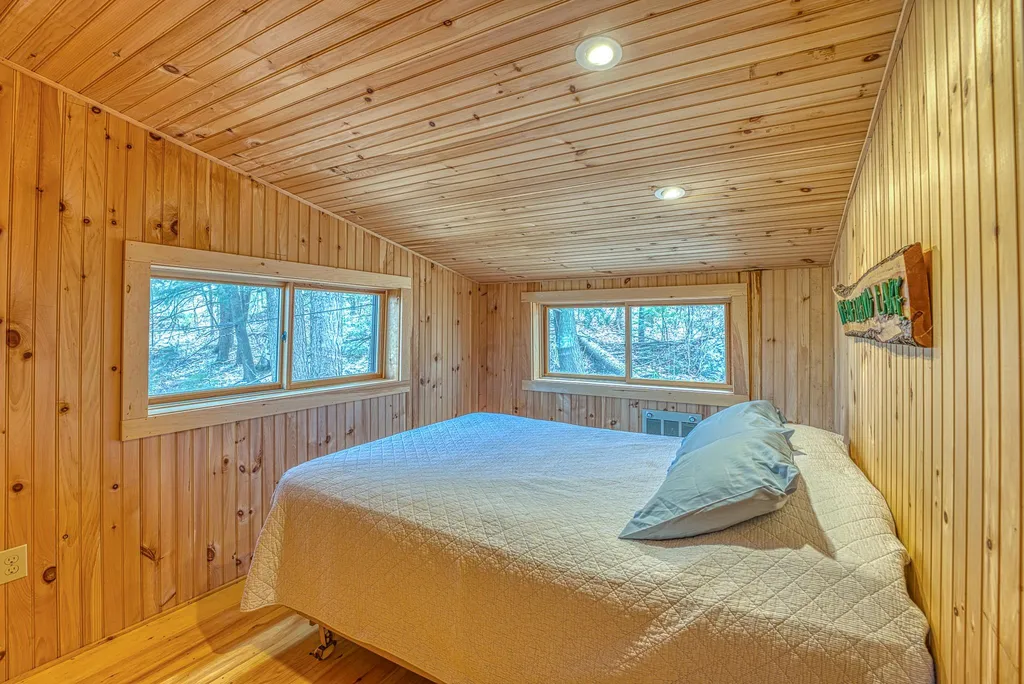 31 Don Gerry Road Bristol NH 03223