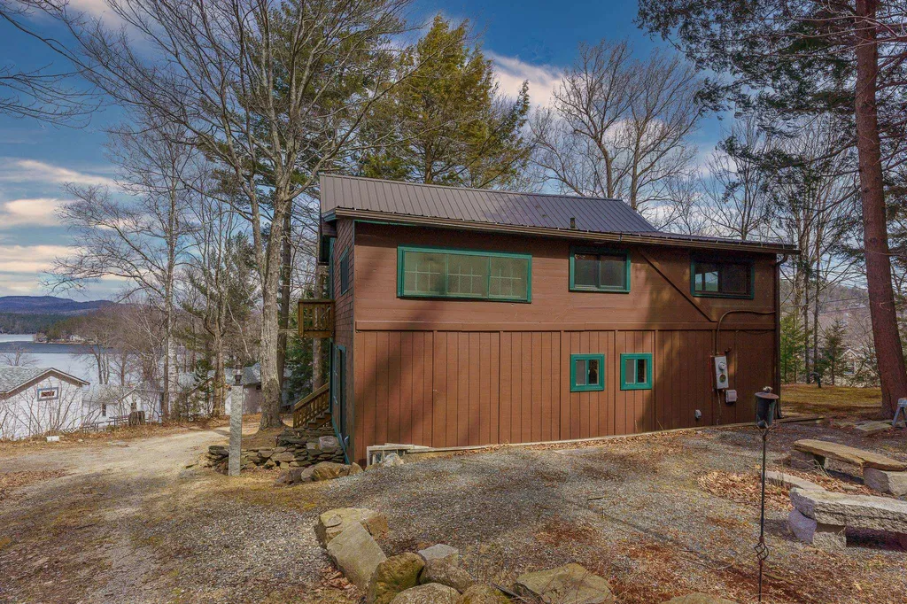 31 Don Gerry Road Bristol NH 03223