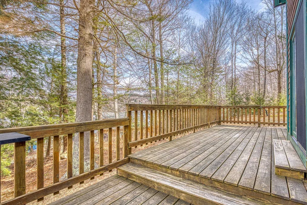 31 Don Gerry Road Bristol NH 03223
