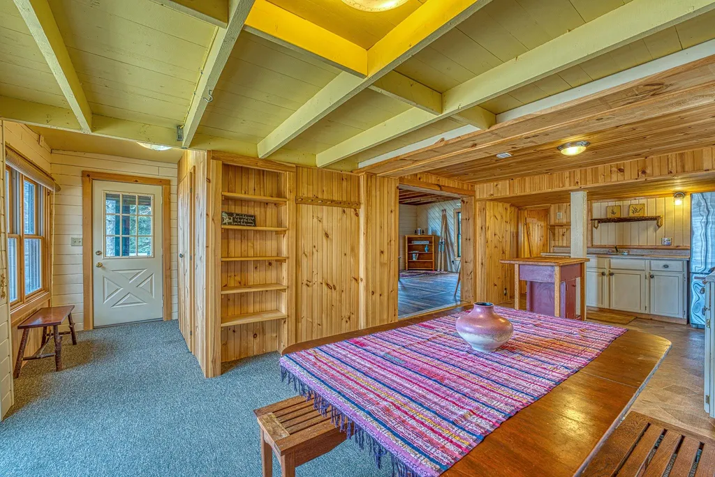 31 Don Gerry Road Bristol NH 03223