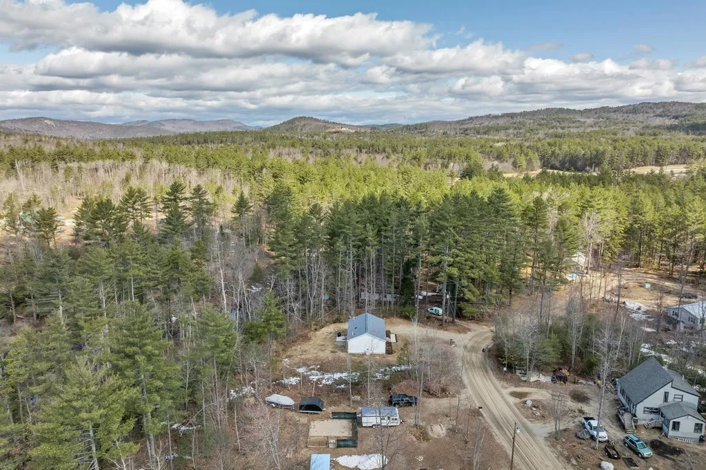 115 Weona Drive Freedom NH 03836