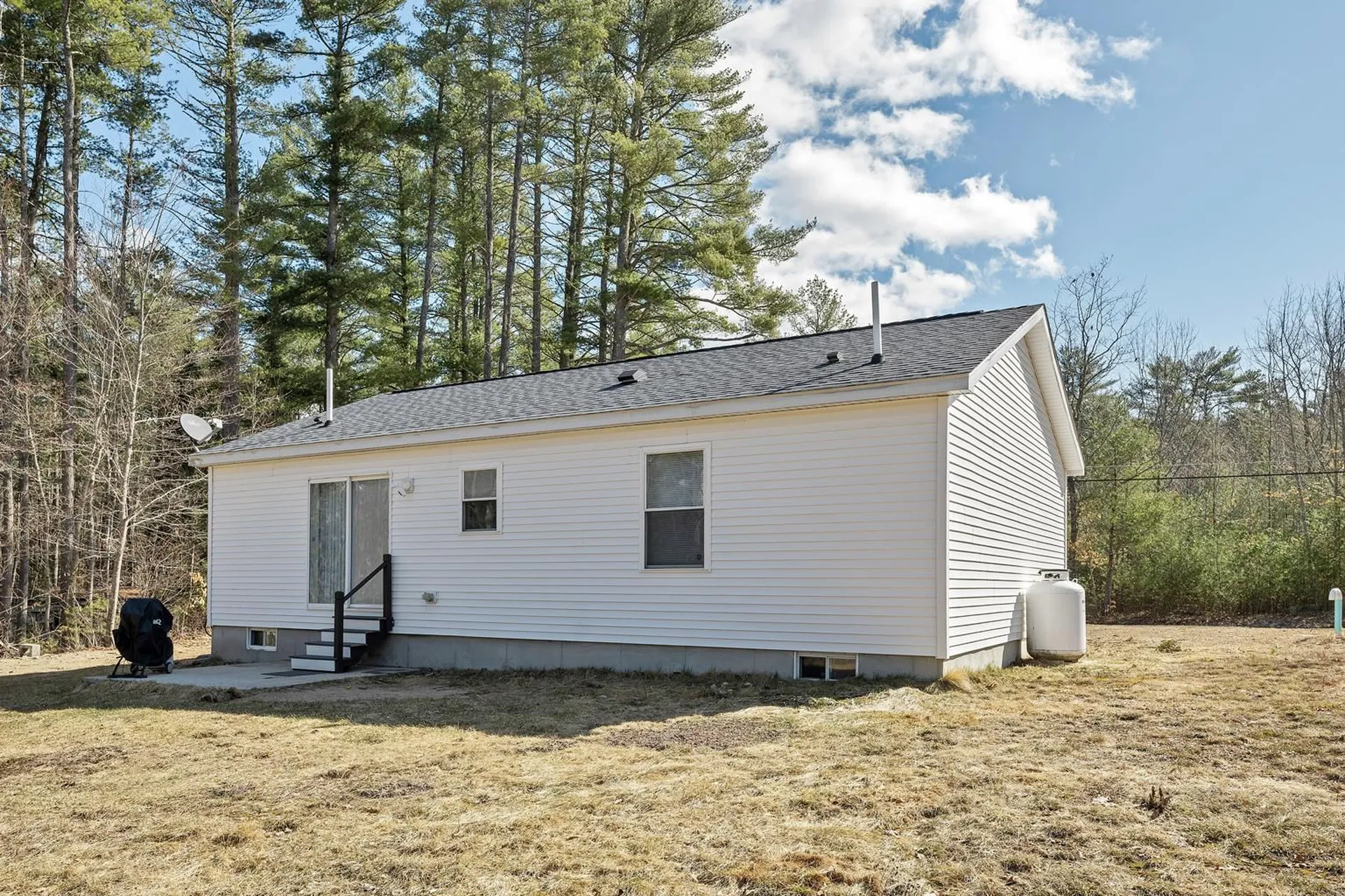 115 Weona Drive Freedom NH 03836