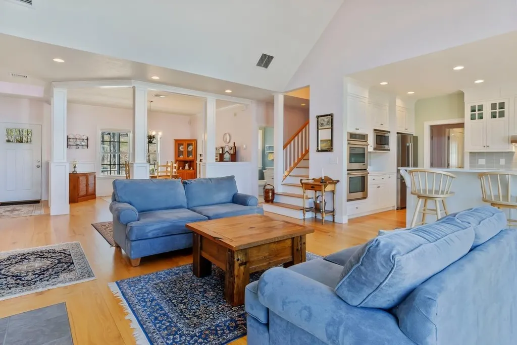 115 Upper Mile Point Drive Meredith NH 03253