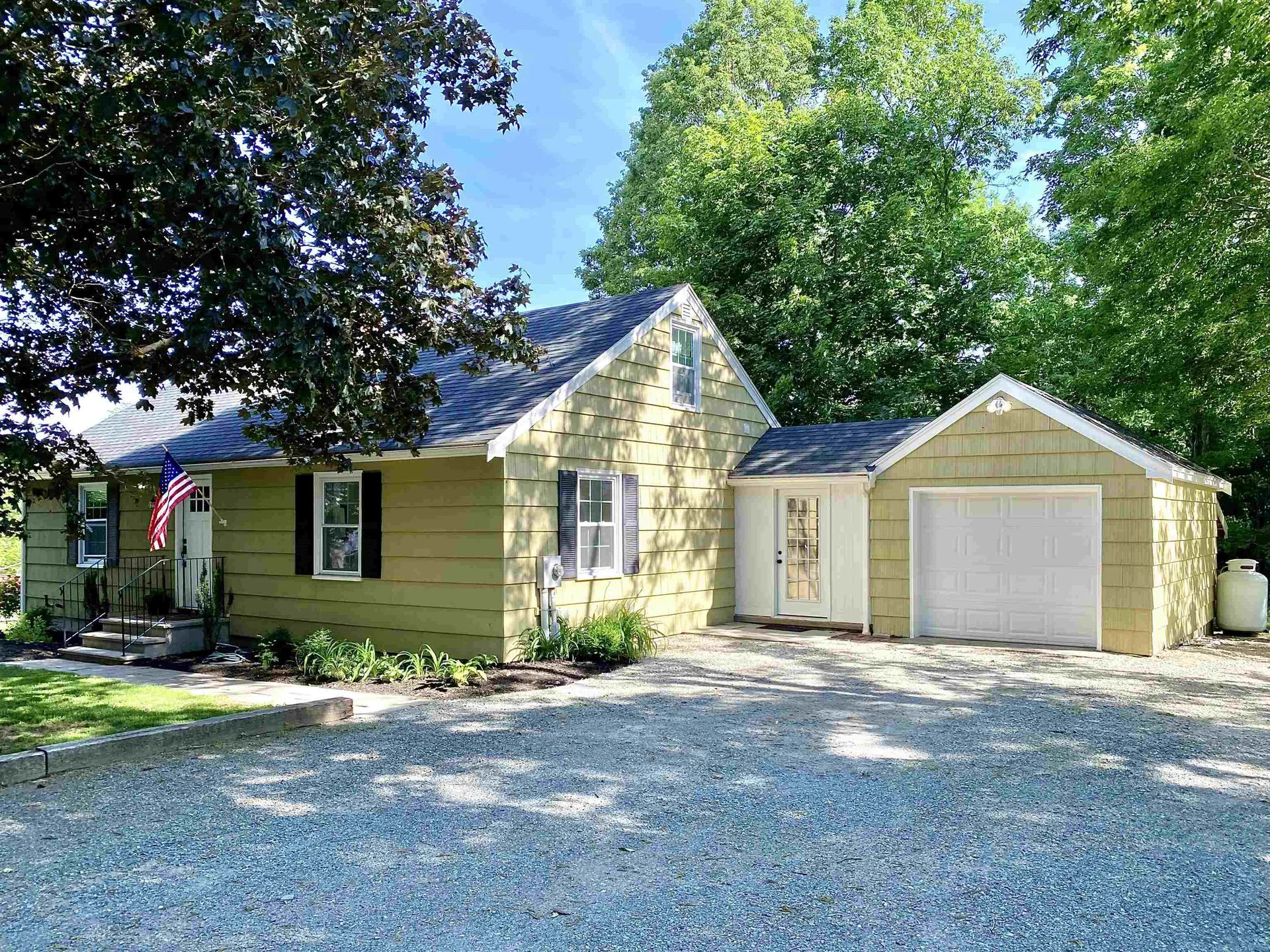 15 Lamprey Road Kensington NH 03833