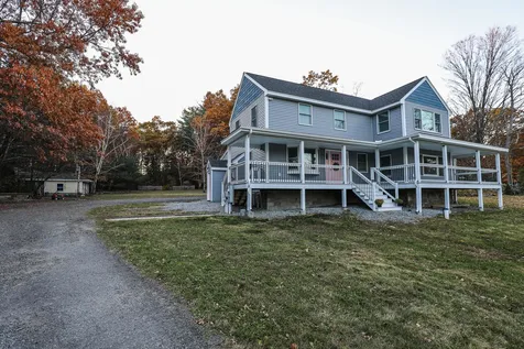 30 Ledge Road Pelham NH 03076