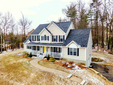 3 Northview Terrace Hooksett NH 03106