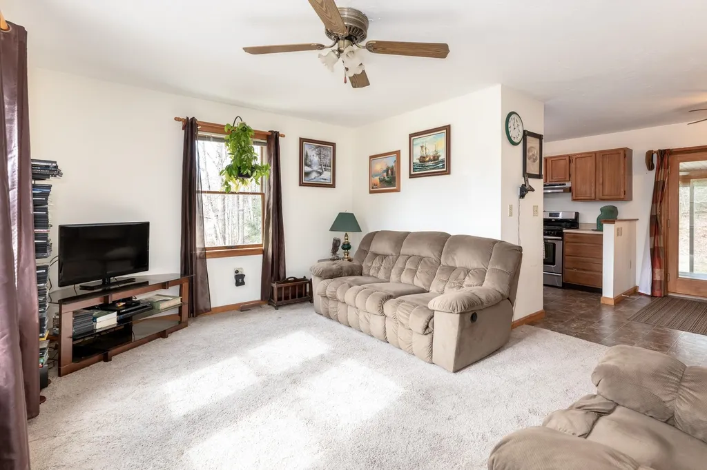 25 Targhee Drive Loudon NH 03307