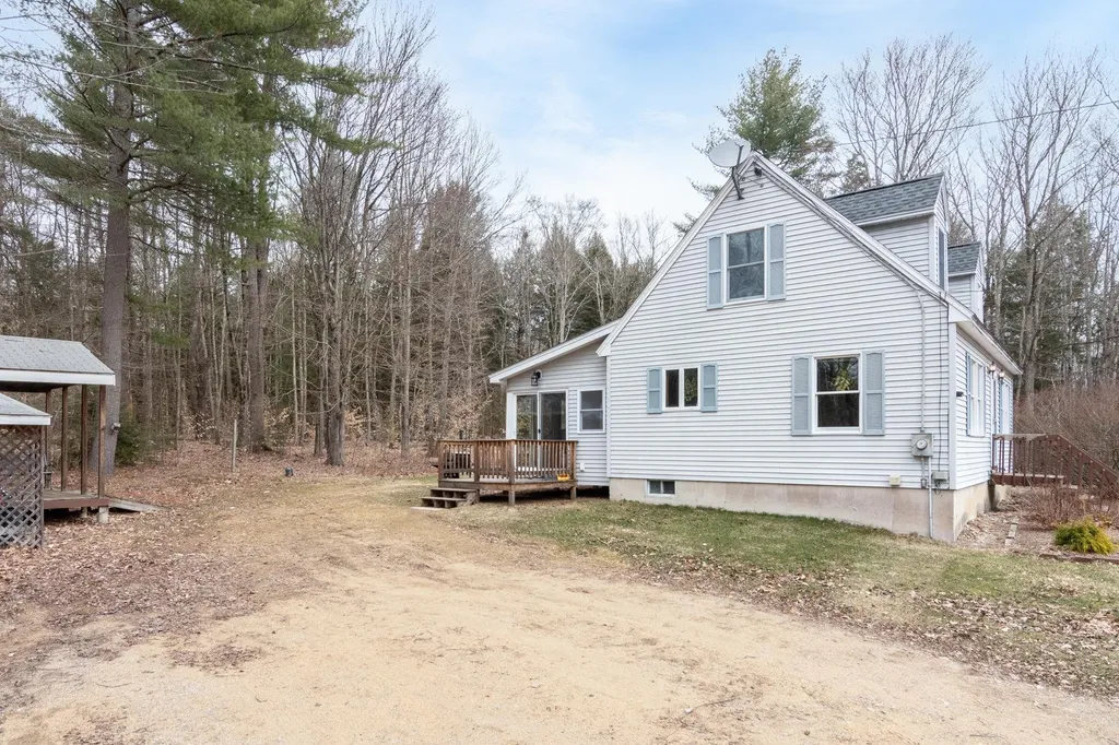 25 Targhee Drive Loudon NH 03307