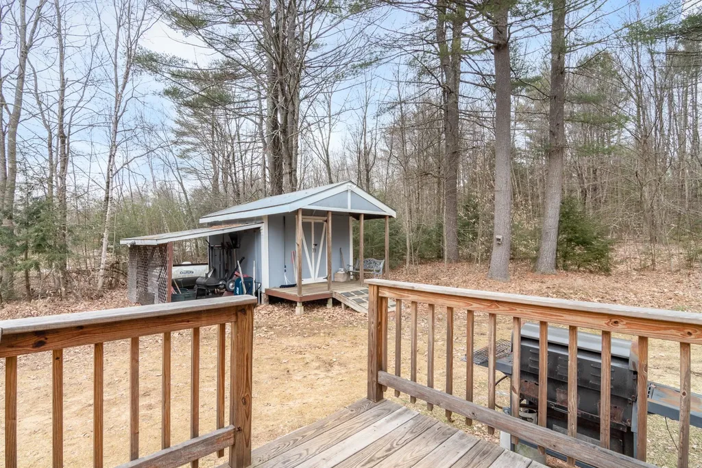 25 Targhee Drive Loudon NH 03307