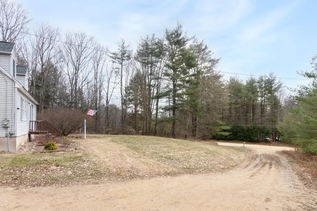 25 Targhee Drive Loudon NH 03307