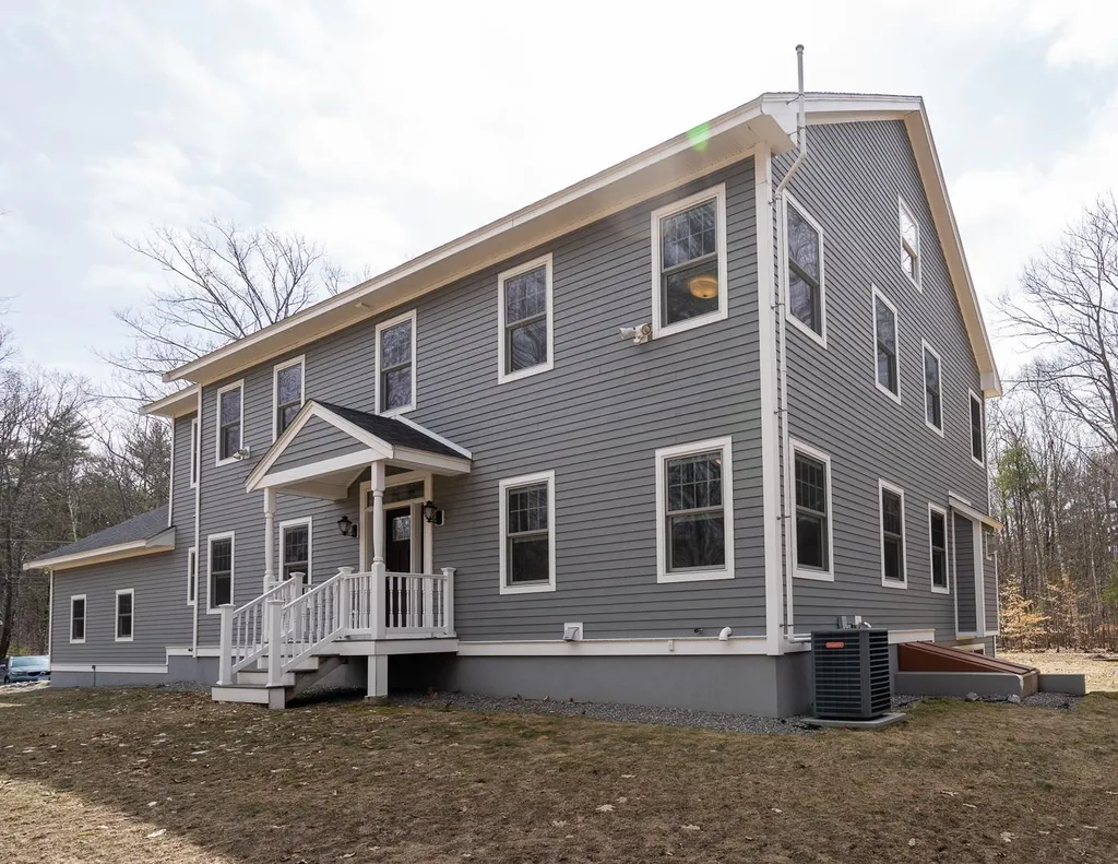 81 Blueberry Hill Lane Gilford NH 03249