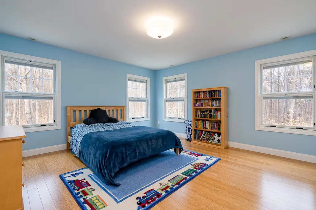 81 Blueberry Hill Lane Gilford NH 03249