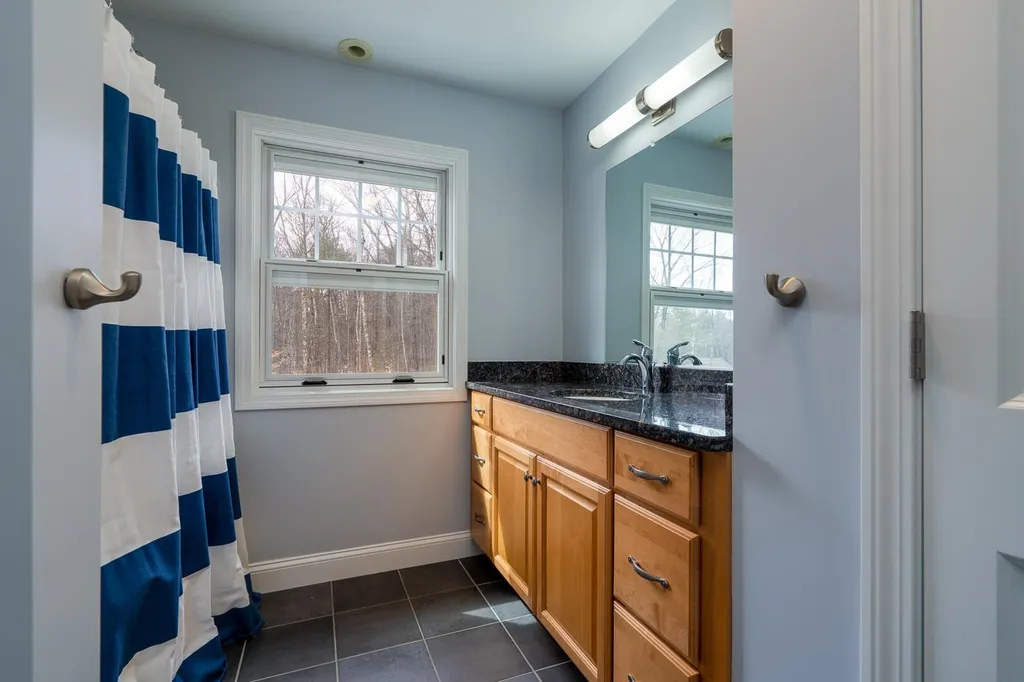 81 Blueberry Hill Lane Gilford NH 03249