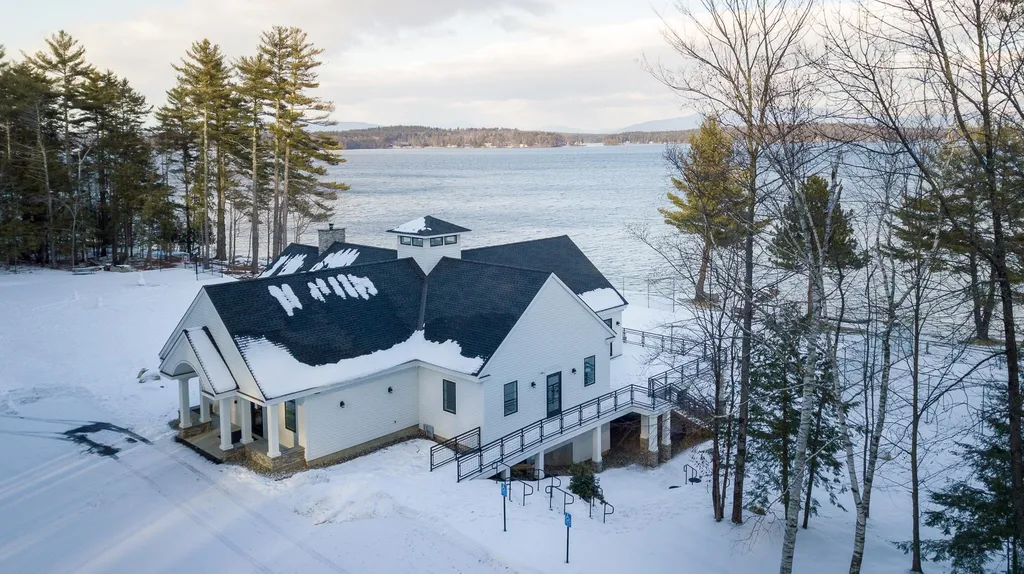 81 Blueberry Hill Lane Gilford NH 03249
