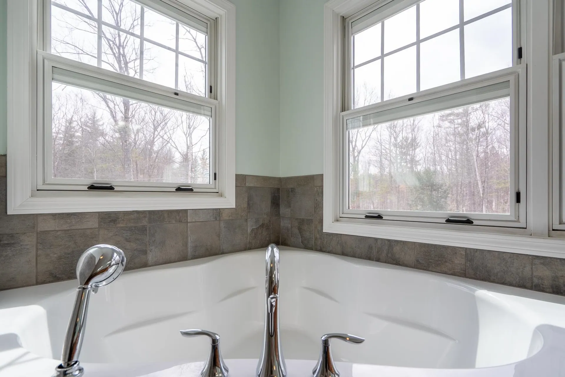 81 Blueberry Hill Lane Gilford NH 03249