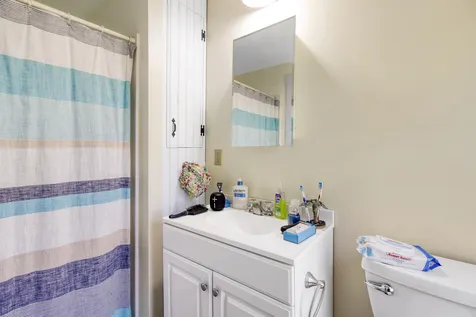 5 Emerson Street Plymouth NH 03264