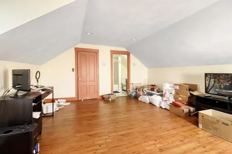 5 Emerson Street Plymouth NH 03264
