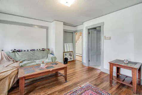 5 Emerson Street Plymouth NH 03264