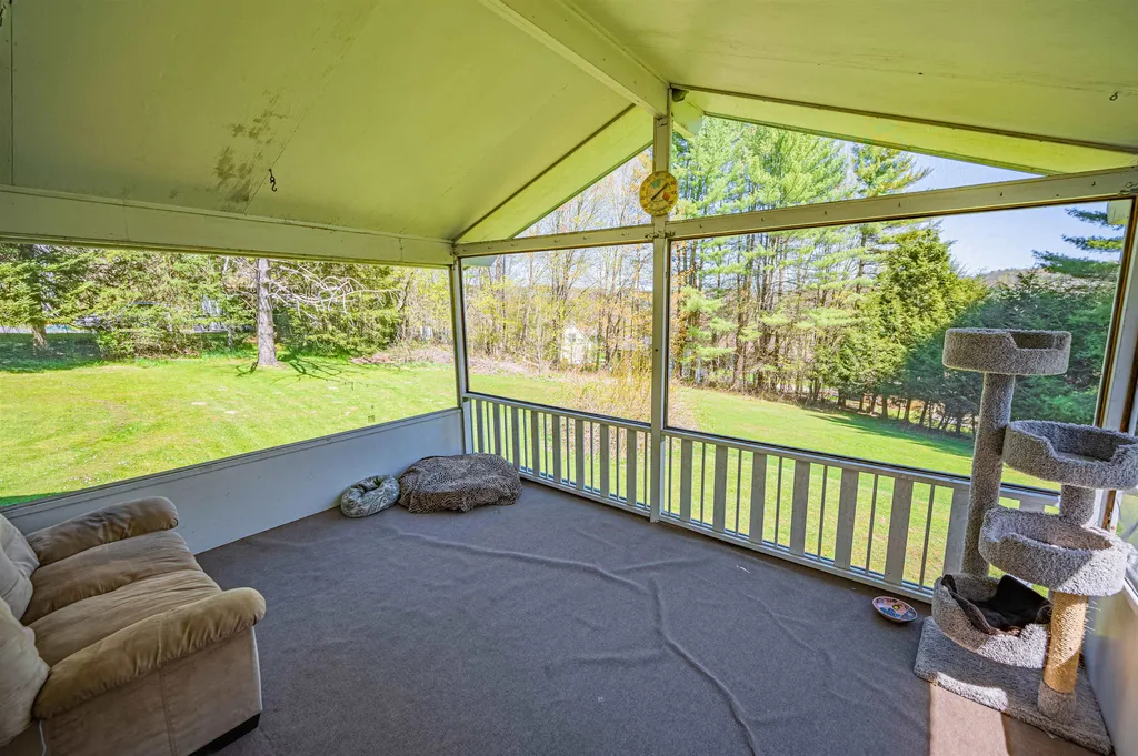 35 Robinhood Circle Montpelier VT 05602