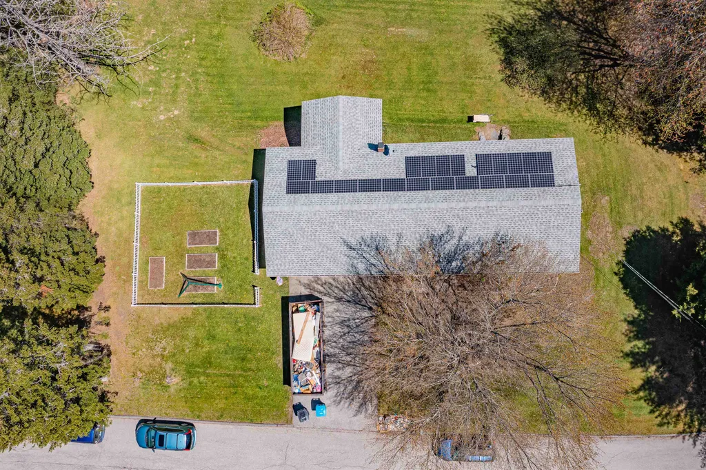 35 Robinhood Circle Montpelier VT 05602